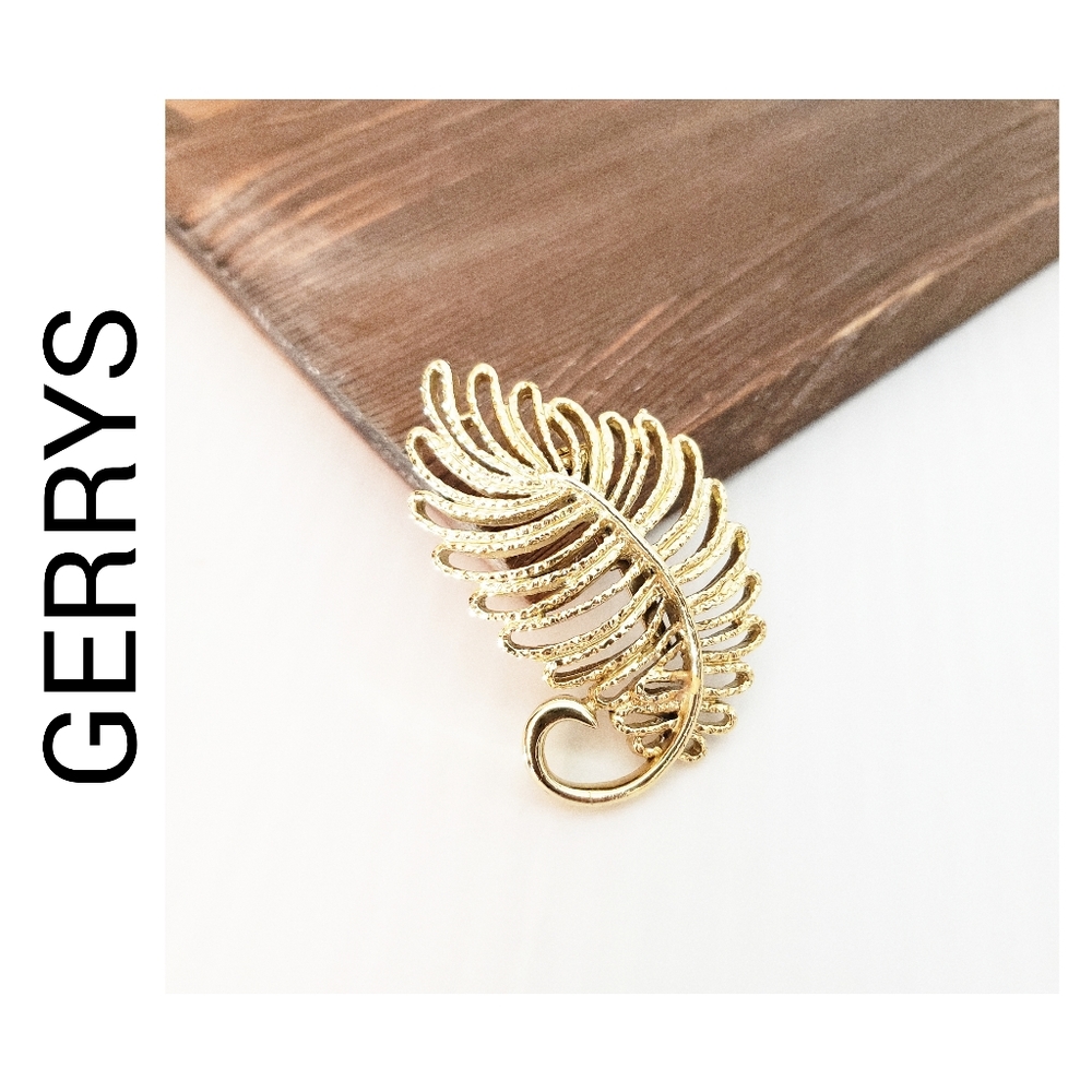 Gerrys Feather Leaf Vintage Statement Brooch